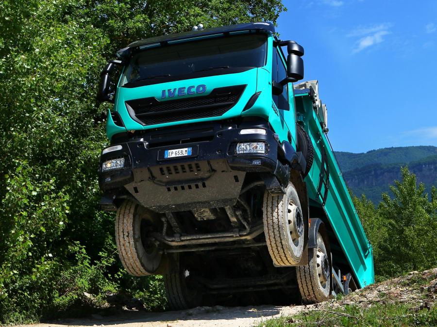  Iveco Trakker Hi-Land 500 8x4 2013 года  (фото 7 из 18)